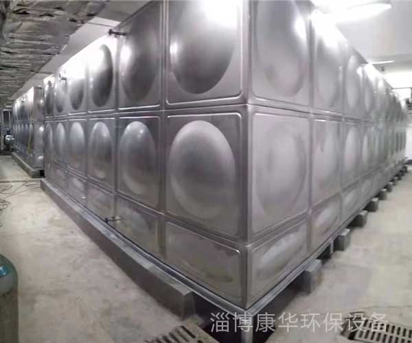 304不銹鋼水箱、不銹鋼板水箱